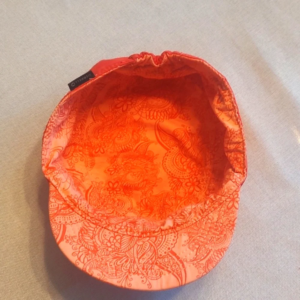 Cute, Reversible Ladies Cap - Picture 6 of 8